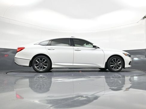 Used 2021 Honda Accord EX-L image 26