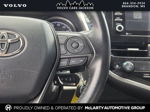 Used 2022 Toyota Camry SE FWD image 23