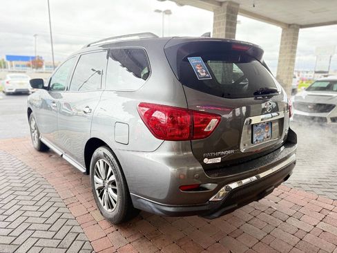 Used 2020 Nissan Pathfinder SV image 7