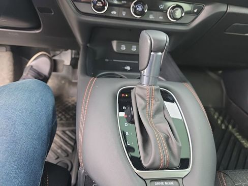 Certified 2026 Honda HR-V Sport image 19