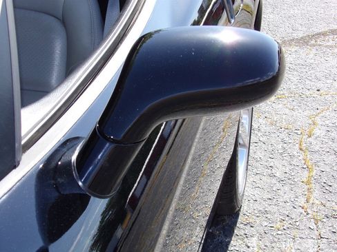 Used 2005 Chevrolet Corvette Coupe w/ Preferred Equipment Group RWD image 13