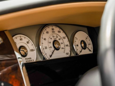 Used 2014 Rolls-Royce Ghost image 76