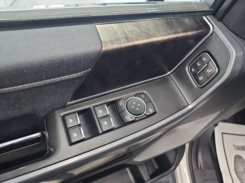 Used 2022 Ford F150 Lariat w/ Equipment Group 502A High AWD/4WD image 11