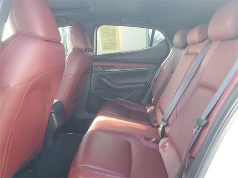 Certified 2023 MAZDA MAZDA3 Hatchback w/ Appearance Package image 11