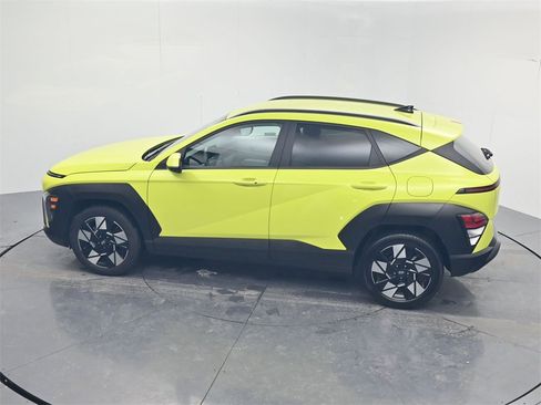 Used 2025 Hyundai Kona SEL image 44