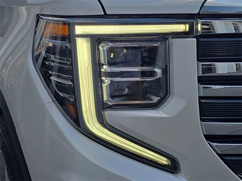 Certified 2024 GMC Sierra 1500 SLT w/ SLT Premium Plus Package image 10