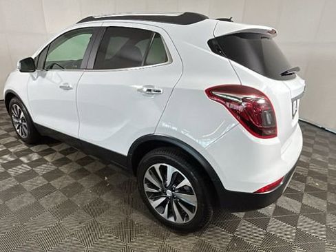 Used 2019 Buick Encore Essence FWD image 5