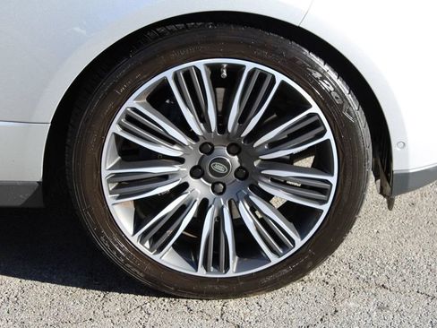 Used 2019 Land Rover Range Rover Supercharged AWD/4WD image 38