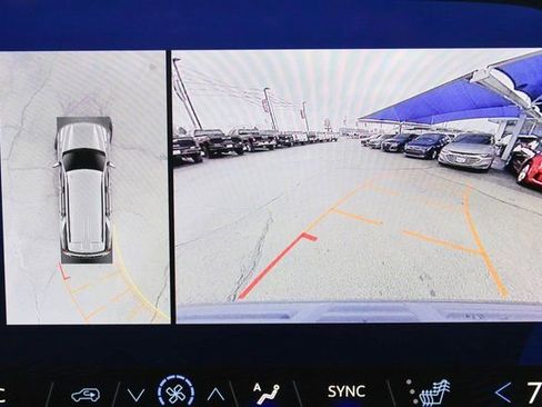 Used 2025 Chevrolet Tahoe Z71 image 35