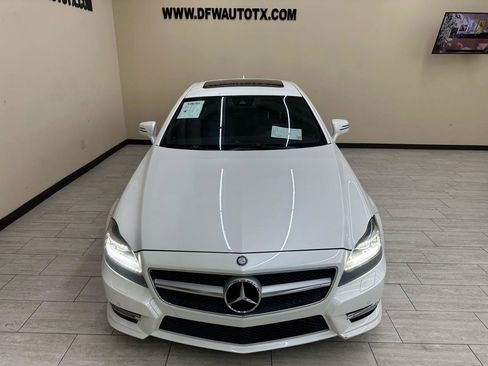 Used 2014 Mercedes-Benz CLS 550 4MATIC w/ Premium 1 Package image 4