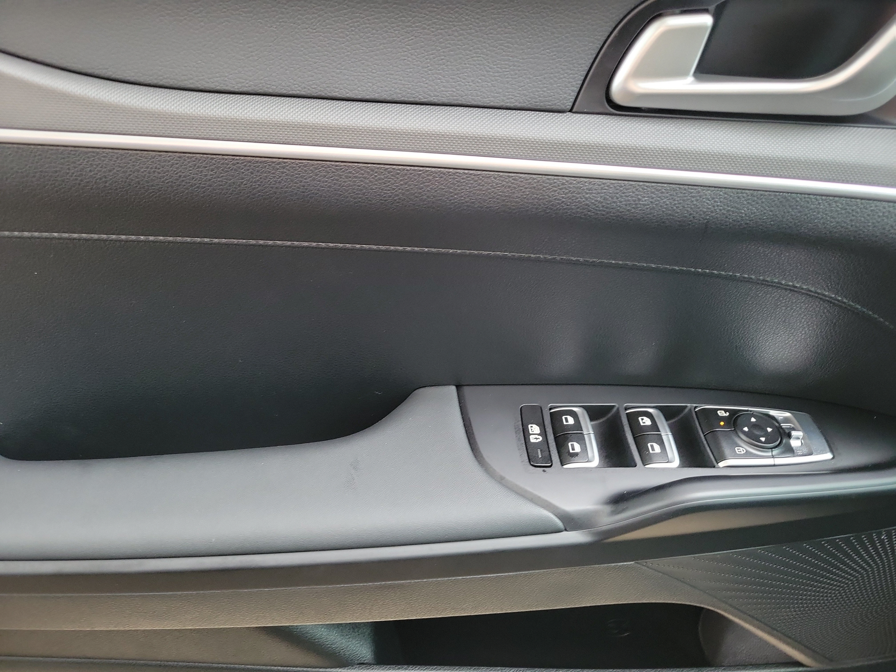 New 2026 Kia K5 LXS FWD image 15