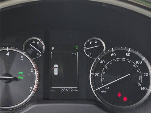 Used 2023 Lexus GX 460 Premium w/ Premium Package AWD/4WD image 5