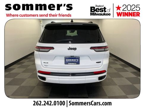 Used 2025 Jeep Grand Cherokee L Summit w/ Obsidian Package AWD/4WD image 4