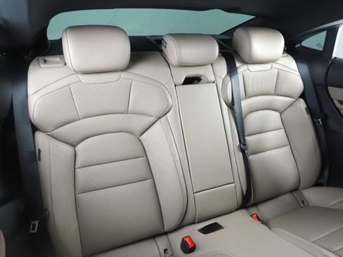 Used 2022 Porsche Taycan image 16