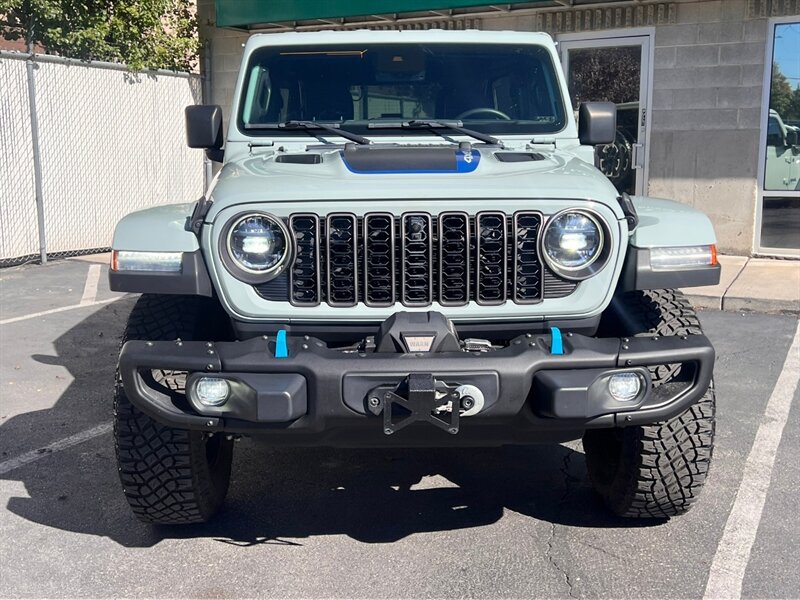 Used 2024 Jeep Wrangler Unlimited Rubicon 4xe AWD/4WD image 2