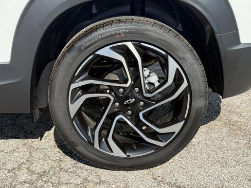 New 2026 Chevrolet TrailBlazer RS w/ Convenience Package FWD image 4