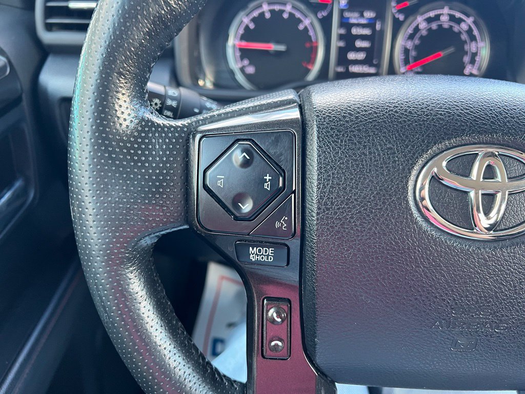 Used 2024 Toyota 4Runner TRD Off-Road Premium AWD/4WD image 16