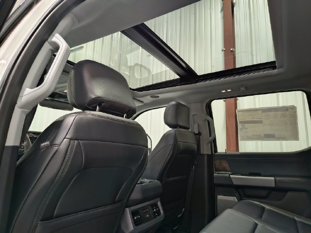 New 2026 Ford F350 Lariat w/ Black Appearance Package AWD/4WD image 28