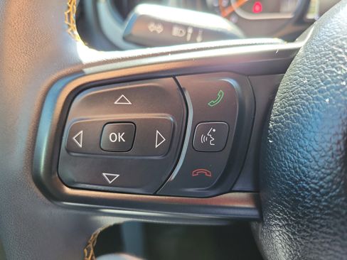 Used 2024 Jeep Wrangler Sport S image 17