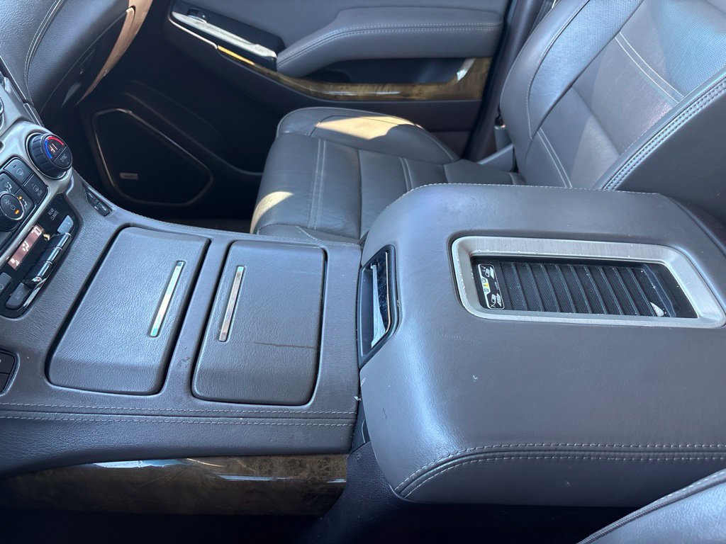 Used 2017 GMC Yukon Denali w/ Open Road Package AWD/4WD image 9