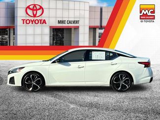 Used 2024 Nissan Altima 2.5 SR FWD video 2