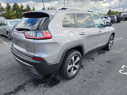 Used 2019 Jeep Cherokee Limited w/ Technology Group image 16