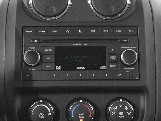 Used 2014 Jeep Patriot Latitude FWD image 12