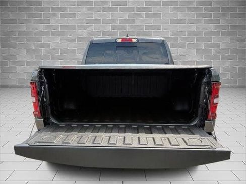 Used 2025 RAM 1500 Tradesman w/ Night Edition AWD/4WD image 5