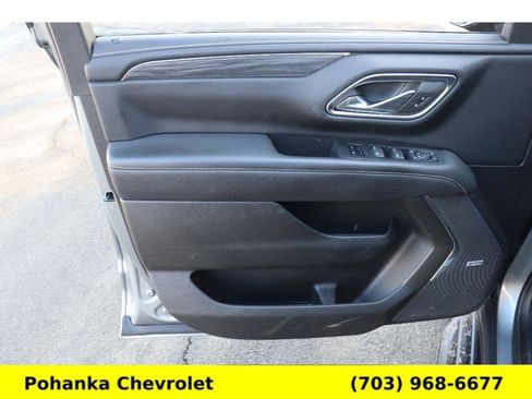 Certified 2023 GMC Yukon SLT w/ SLT Luxury Package image 23