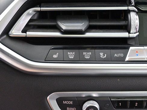 Used 2019 BMW X5 xDrive40i w/ Premium Package 2 AWD/4WD image 29