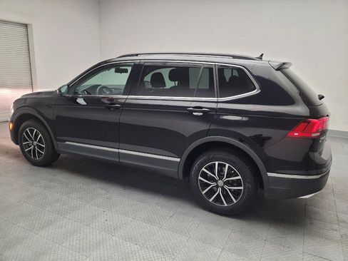 Used 2021 Volkswagen Tiguan SE FWD image 3