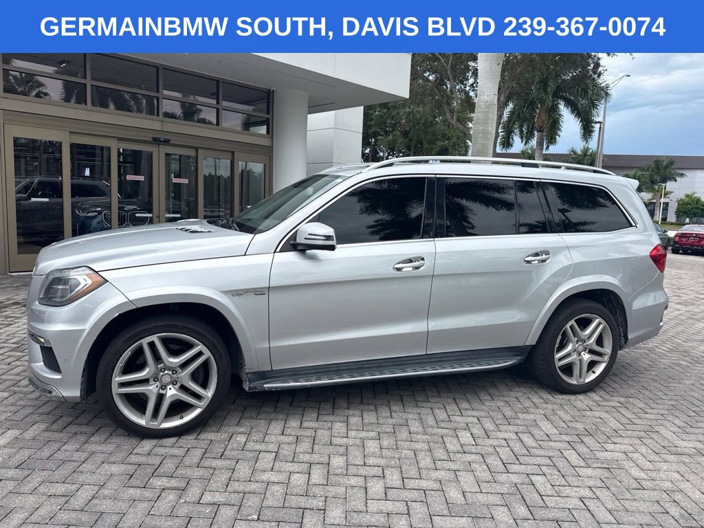 Used 2015 Mercedes-Benz GL 550 4MATIC image 4