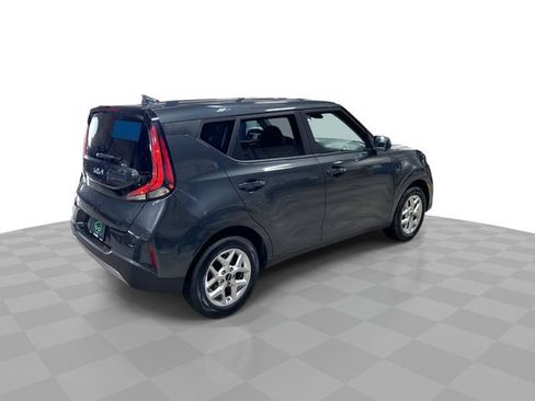 Used 2024 Kia Soul LX w/ Option Group 015 FWD image 9