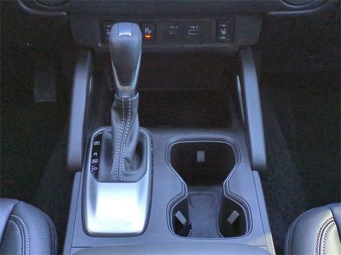 Used 2024 Nissan Frontier SL w/ Technology Package image 18