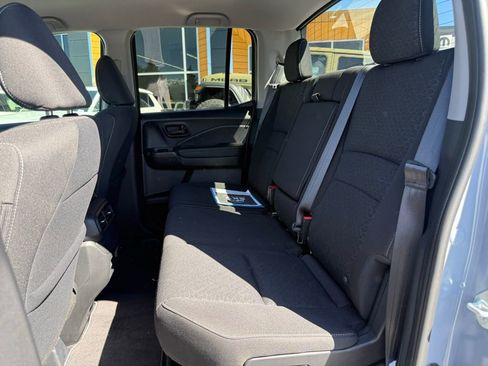 Used 2025 Honda Ridgeline Sport image 15