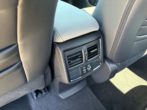 New 2026 Subaru Forester Limited AWD/4WD image 31