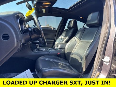 Used 2019 Dodge Charger SXT w/ Leather Interior Group image 20