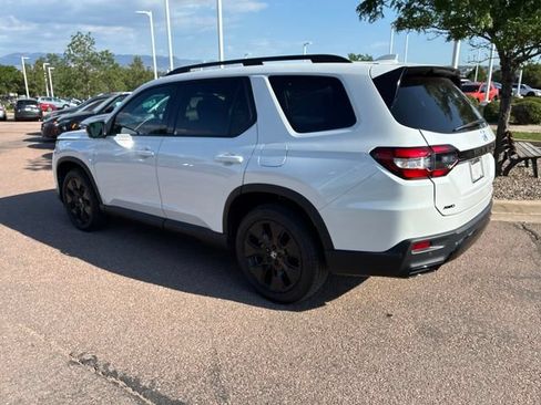 Used 2026 Honda Pilot Black Edition image 29