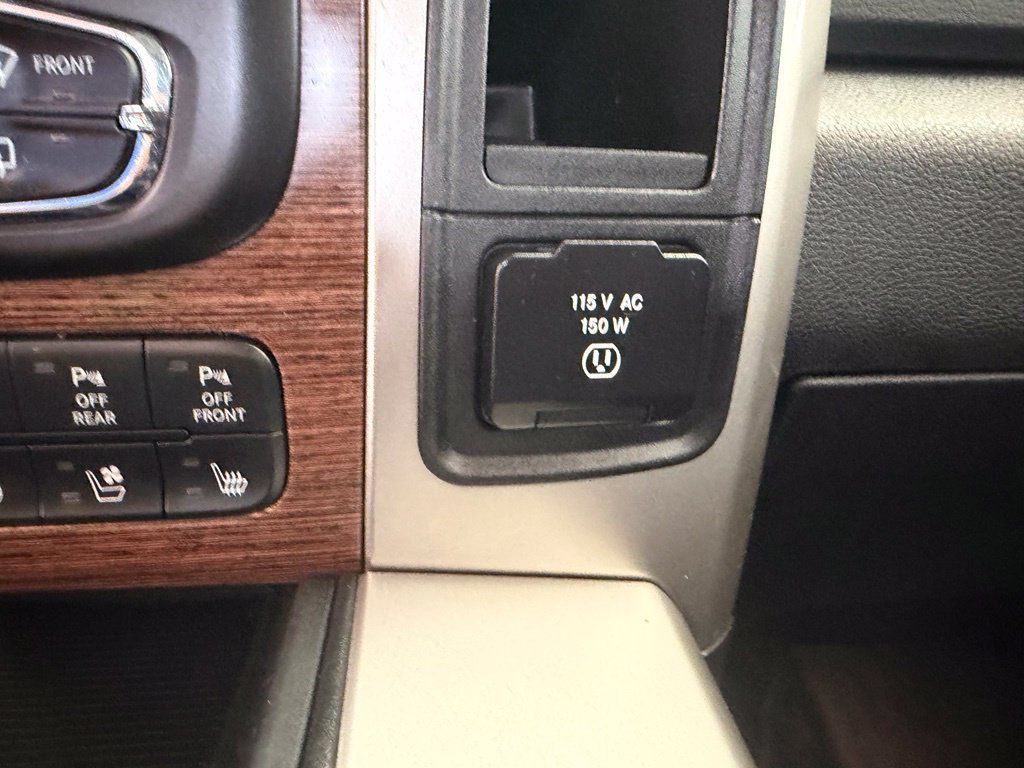 Used 2019 RAM 1500 Laramie w/ Convenience Group AWD/4WD image 55