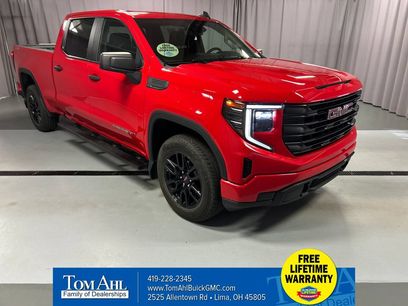 Used 2024 GMC Sierra 1500 Pro w/ Graphite Edition