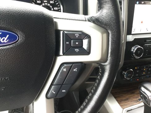 Used 2019 Ford F150 Lariat AWD/4WD image 14