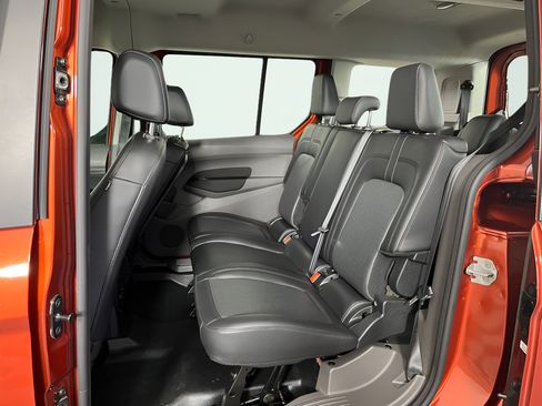 Used 2022 Ford Transit Connect XL w/ Trailer Tow Package FWD image 11