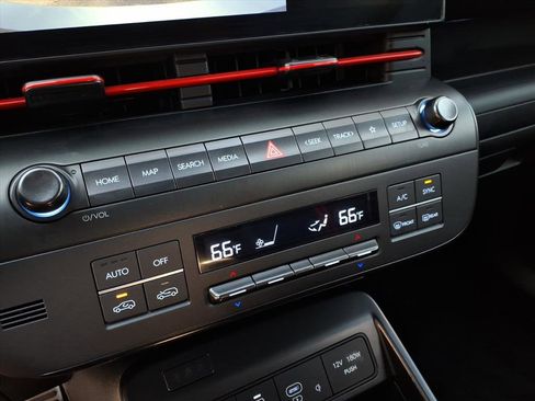 Certified 2025 Hyundai Kona N Line image 24