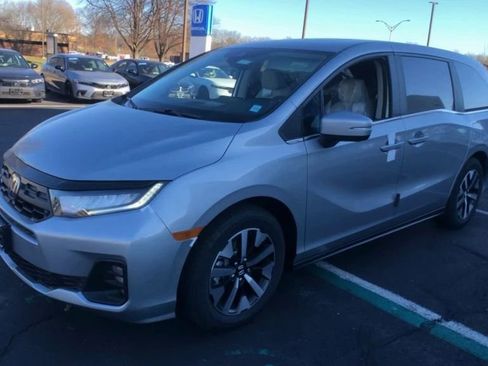 New 2026 Honda Odyssey EX-L image 4