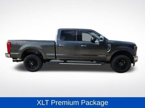 Used 2019 Ford F350 XLT w/ XLT Premium Package image 3