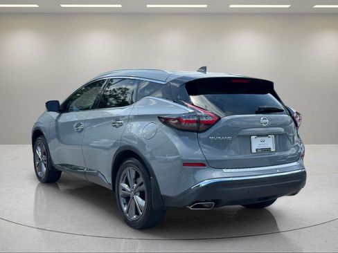 Used 2022 Nissan Murano Platinum w/ Cargo Package FWD image 3