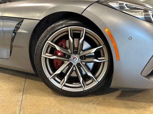 Used 2022 BMW Z4 M40i w/ Premium Package RWD image 10