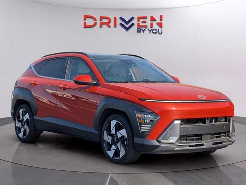 Used 2024 Hyundai Kona Limited FWD image 7