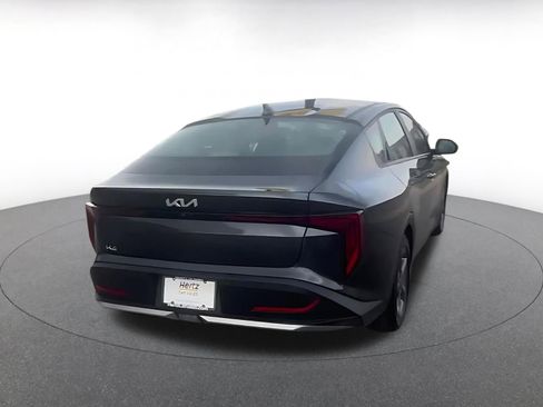 Used 2025 Kia K4 LXS FWD image 16