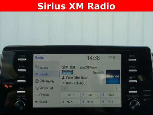 Used 2024 Toyota Sienna LE image 8